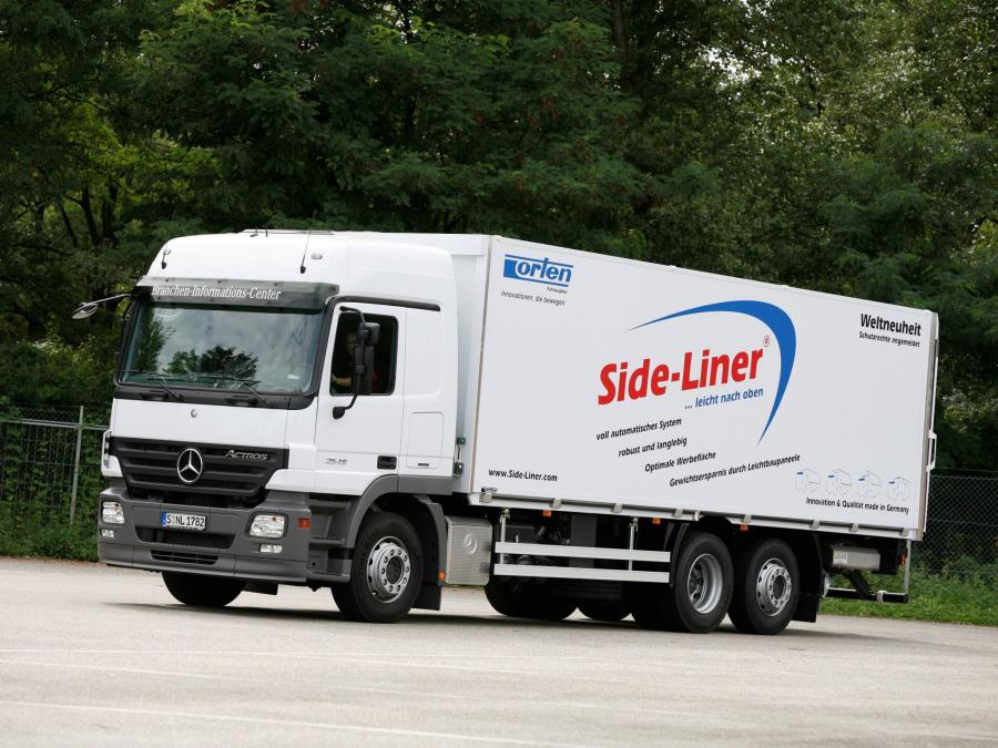  Mercedes-Benz Actros 2546 2002 года  (фото 1 из 2)